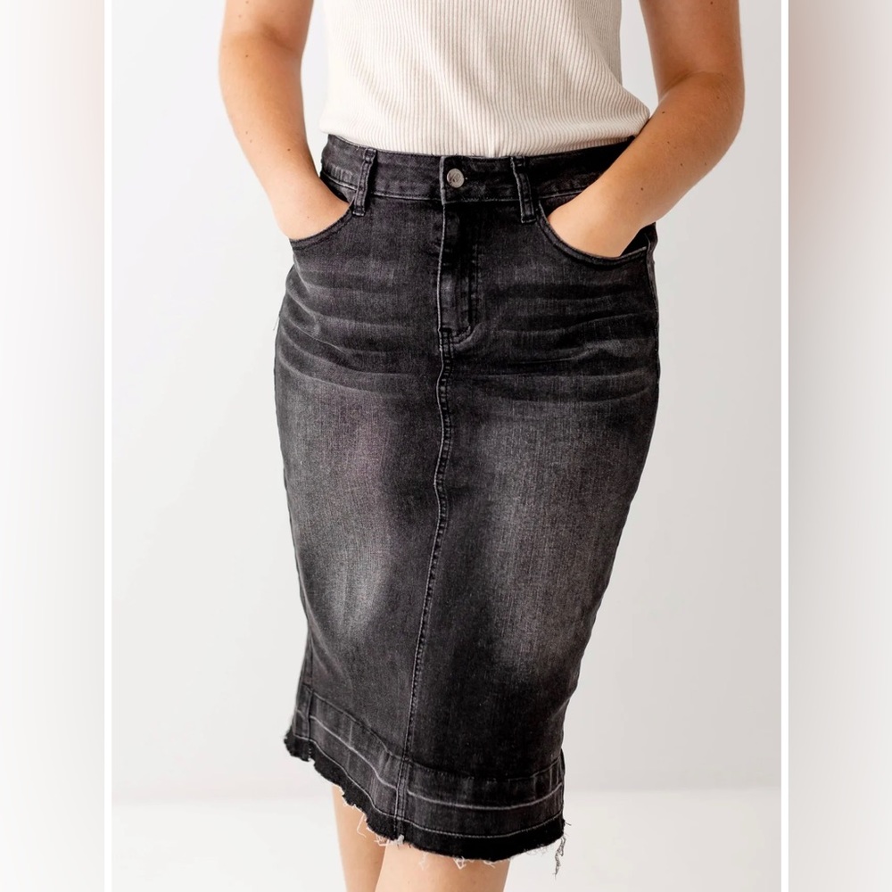 Main Street Exchange skirt